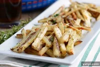 Crispy Oven-Baked French Fries You Can Make at Home