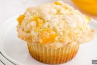 Peach Cobbler Muffins: Homemade Southern-Style Recipe