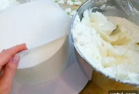 Vanilla Crust Buttercream Frosting for Cakes and Cupcakes