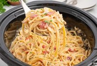 Creamy Slow Cooker Chicken Spaghetti Recipe for Weeknight Meals