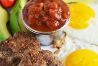 Whole30 Breakfast Sausage Recipe | Paleo, Low-Carb Morning Meal