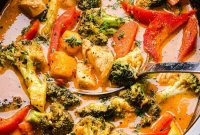 Slow Cooker Thai Red Curry with Chicken and Coconut Milk