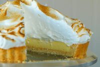 Lemon Meringue Tart Recipe with Crispy Crust and Fluffy Meringue
