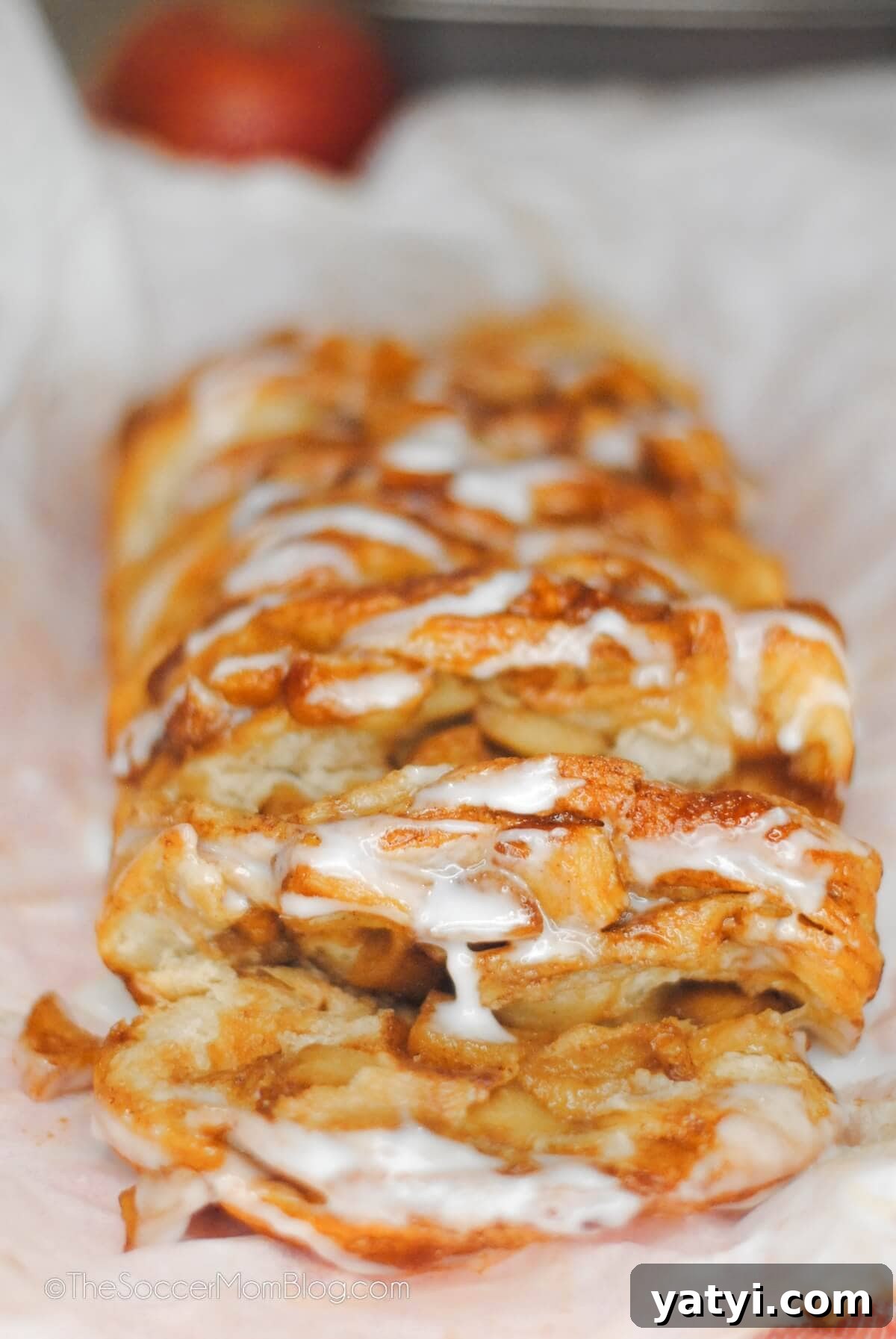 Cinnamon Apple Pull-Apart Bread Recipe 5 apple fritter pull apart bread.