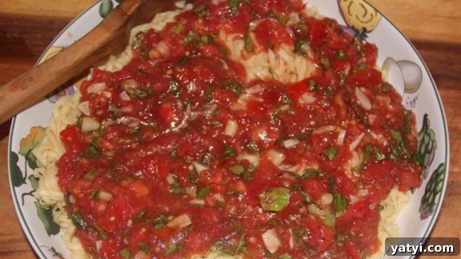 20 Fresh Tomato Recipes to Brighten Every Meal 6 Fresh Tomato Sauce with Garlic and Basil