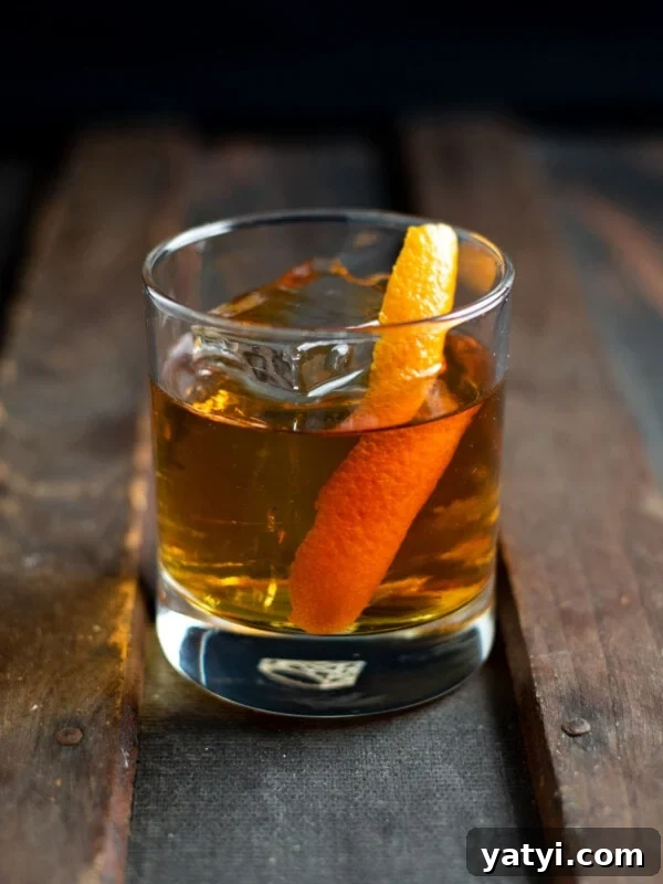 Gold Rush Whiskey Cocktail Recipe: Classic Honey-Lemon Sour 6 img 16369 5