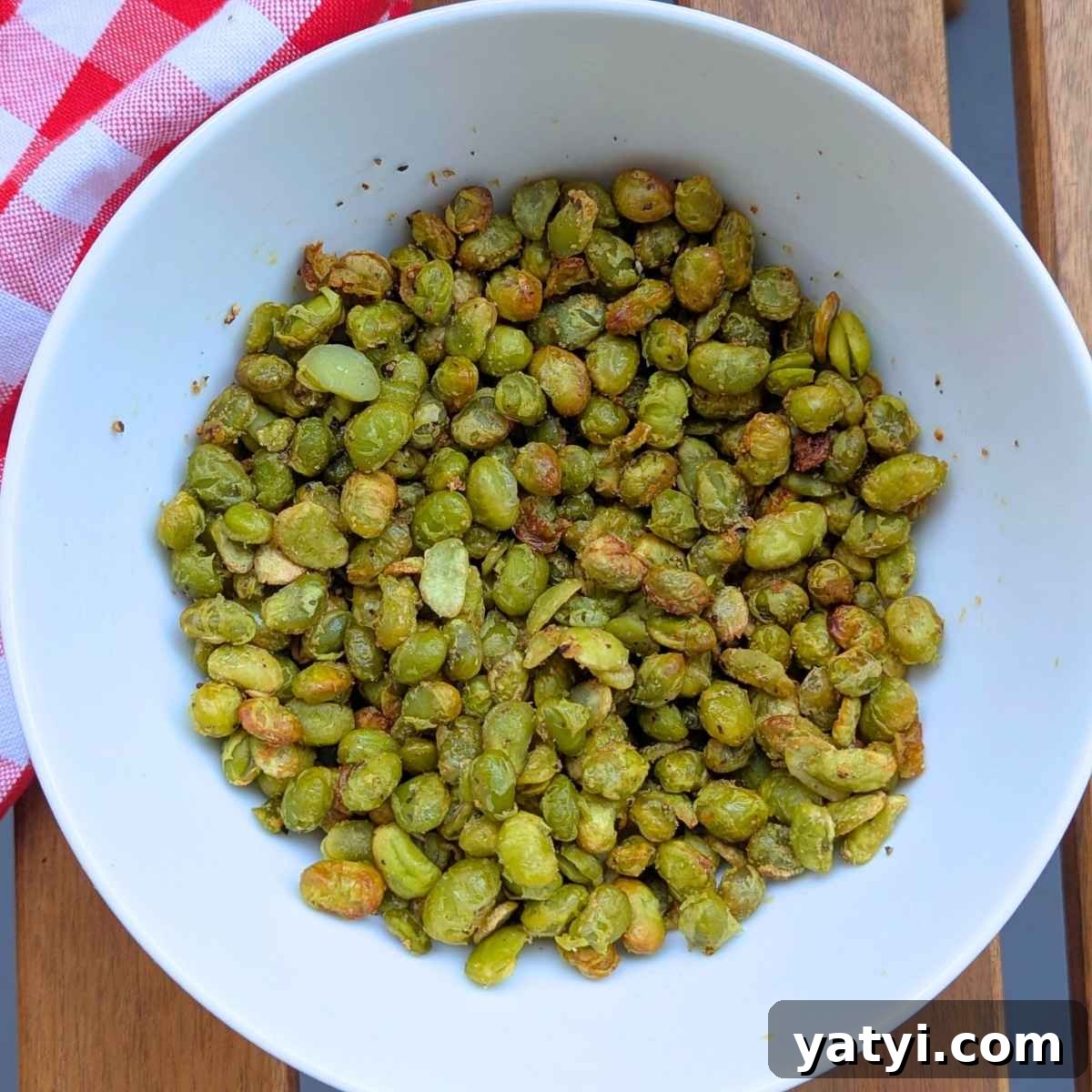 Crispy Air Fryer Edamame Recipe for a Perfect Snack 2 Crispy edamame beans in a bowl after air frying