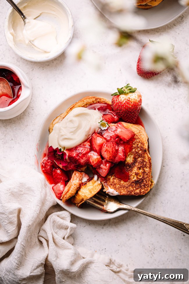 french toast with strawberries