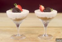 Strawberry Cheesecake Recipe for Two: Creamy Single-Serve Dessert