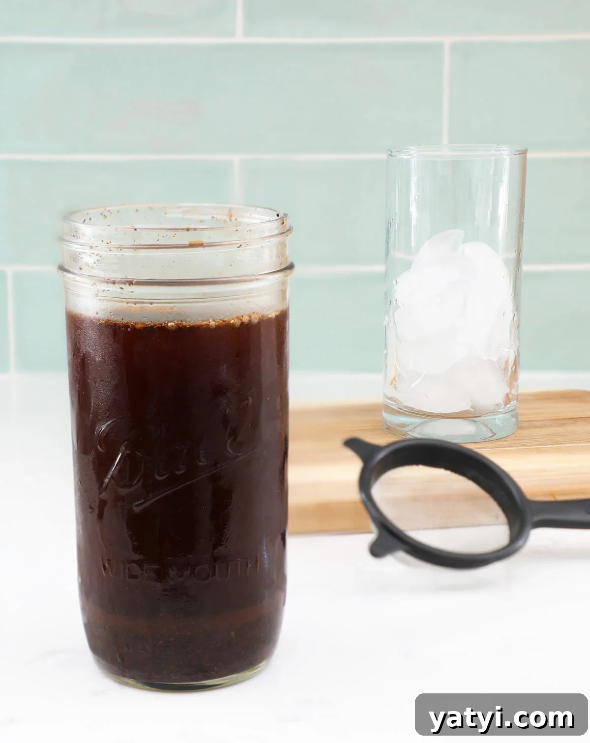 Mason Jar Cold Brew Coffee: Simple Iced Coffee Recipe 6 cold brew coffee