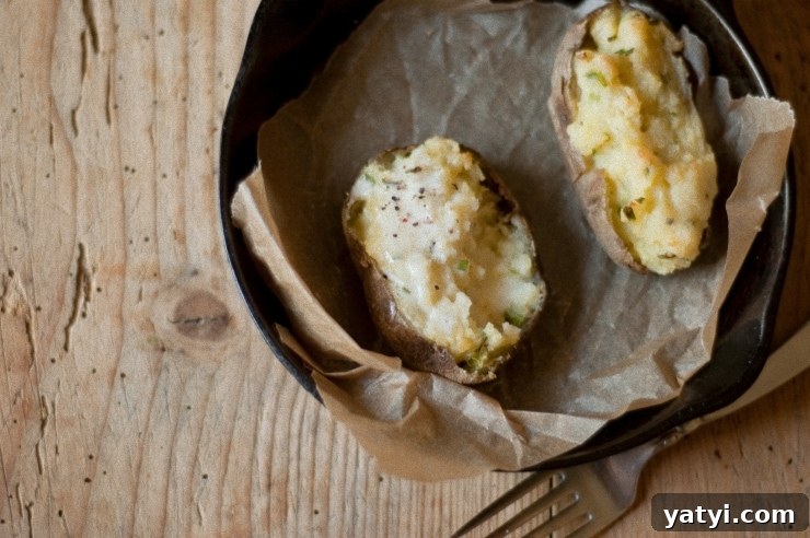 Twice-Baked Cheddar and Chive Potatoes: Crispy, Creamy Side Dish 2 Twice-Baked Cheese and Chive Potatoes Recipe