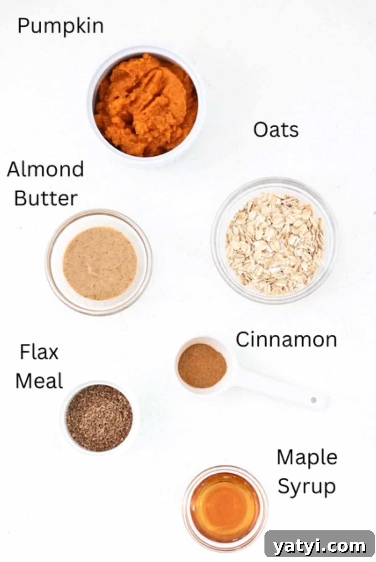 Creamy Pumpkin Overnight Oats Recipe for Fall Breakfast 3 Pumpkin Overnight Oats ingredients, labeled.