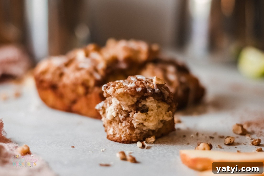 Pull-Apart Apple Cinnamon Bread Recipe for Fall Baking 3 Apple cinnamon bread