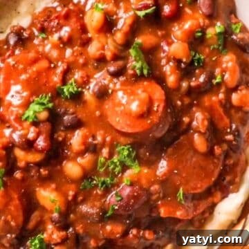 Smoky Baked Cowboy Beans with Brown Sugar and Bacon 7 baked cowboy beans post cover