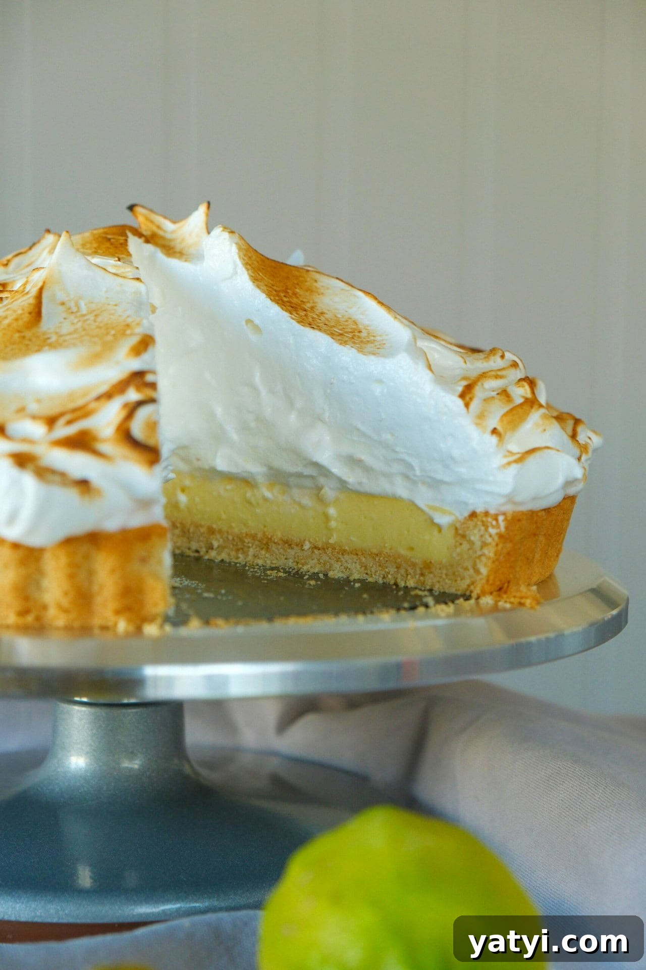 Lemon Meringue Tart Recipe with Crispy Crust and Fluffy Meringue 2 Lemon meringue tart whole